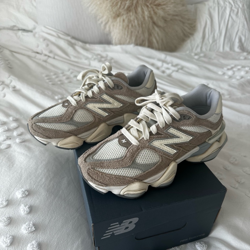 New balance 9060